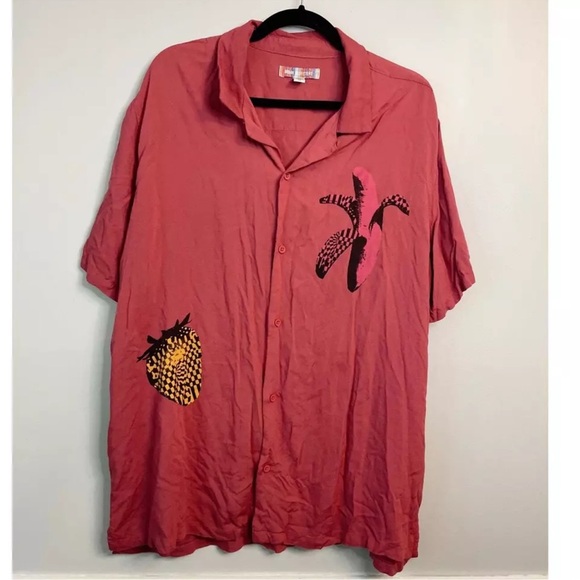 Urban Outfitters
Button Down Pop Art Men's Shirt XL - Picture 6 of 15